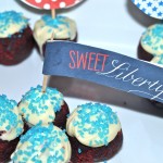 {Bake} The Outlaw Mom's Red, White and Blue Cake Balls