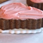 {Bake} The Outlaw Mom's Gingerbread Sweetheart Mini Cakes and Cake Balls