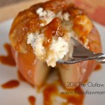 {Bake} The Outlaw Mom (TM)'s Apple Crumble Cheesecake With Caramel Sauce