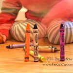 {Play} Crayon Bowling