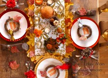 thanksgiving table setting and decor