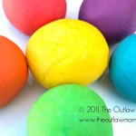 {Celebrate} Homemade For The Holidays | Rainbow Play Dough Tubs