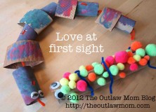 paper roll coffee sleeve segmented snake and pom pom caterpillar